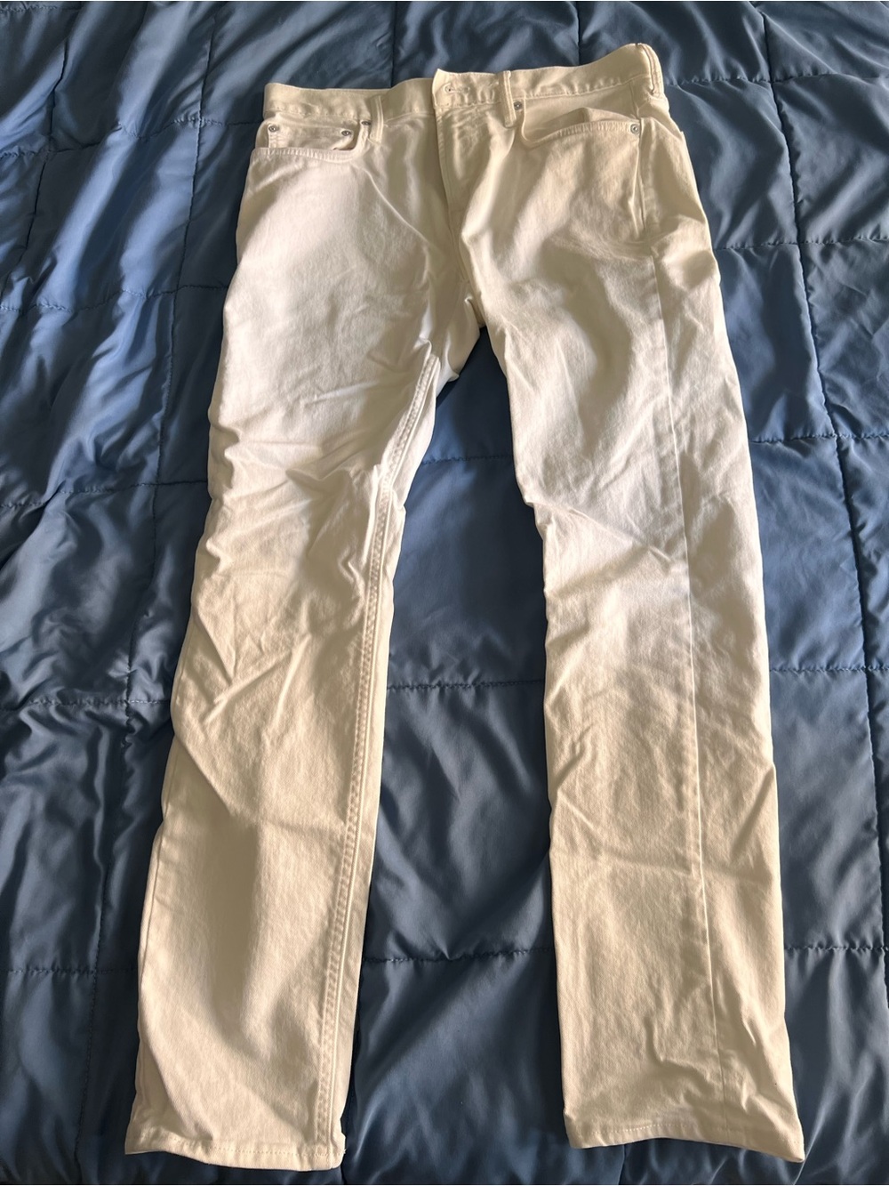 Old Navy Slim White Jeans Men’s 34x32